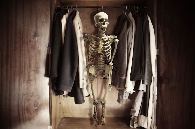 [Image: 191-skeleton-in-the-closet.jpg]